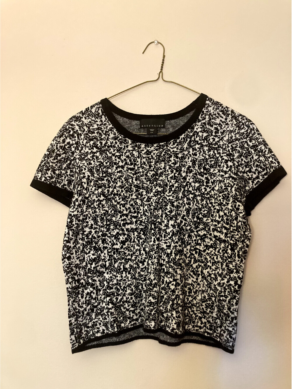 Attention Black & White Knit Sweater Short Sleeve Top - size S